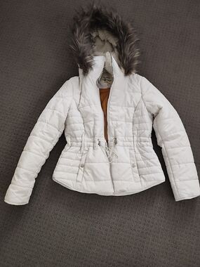 Maralyn & Me White Quilted Hooded Puffer Jacket with Faux Fur Trim